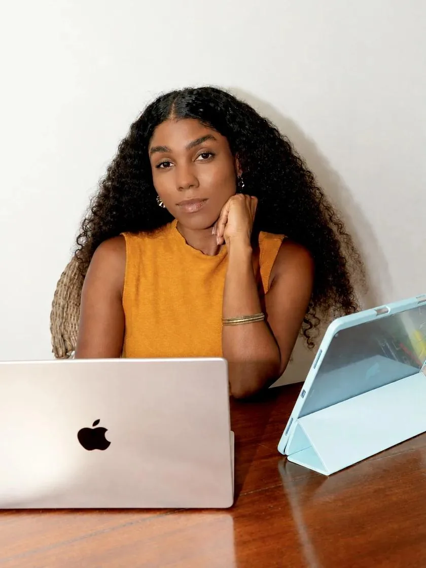 Fernanda Mares at her desk